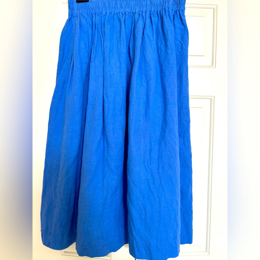 Not Perfect Linen Sion Skirt,cornflower blue,Size M/L, worn a few times.